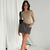 Essential Women’s Long Sleeve Tee: Slim Fit Casual Fashion