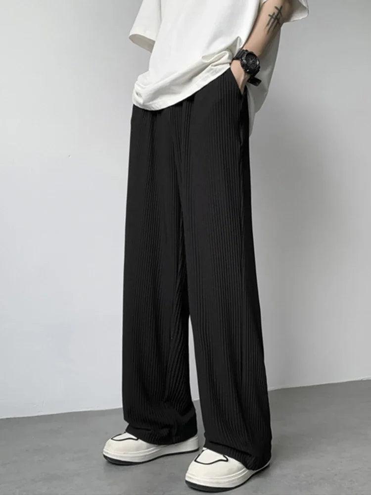 Sophisticated Men’s Drape Pleated Pants for Effortless Cool